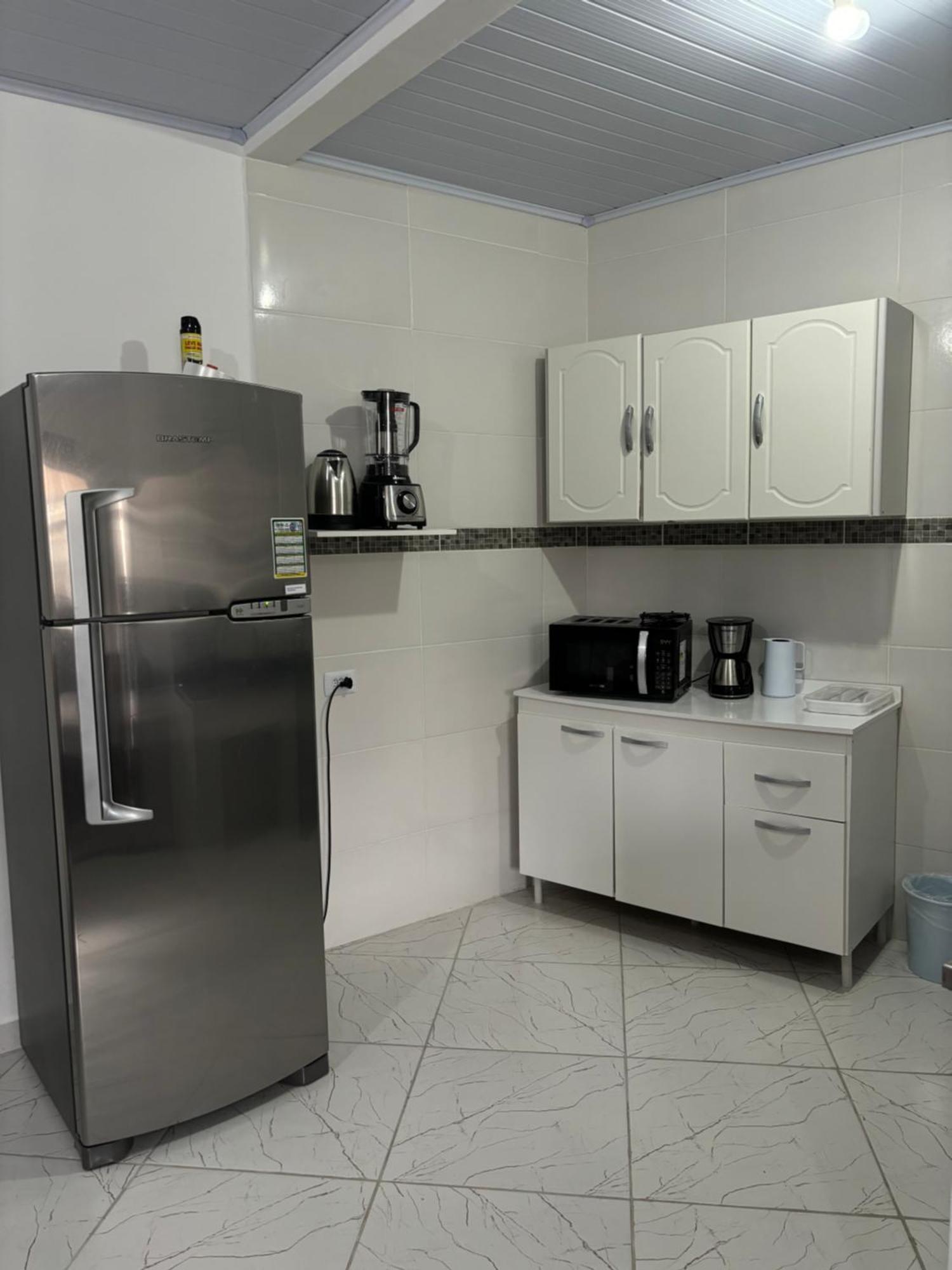 Residencia Aguiar Villa Guaratuba Luaran gambar